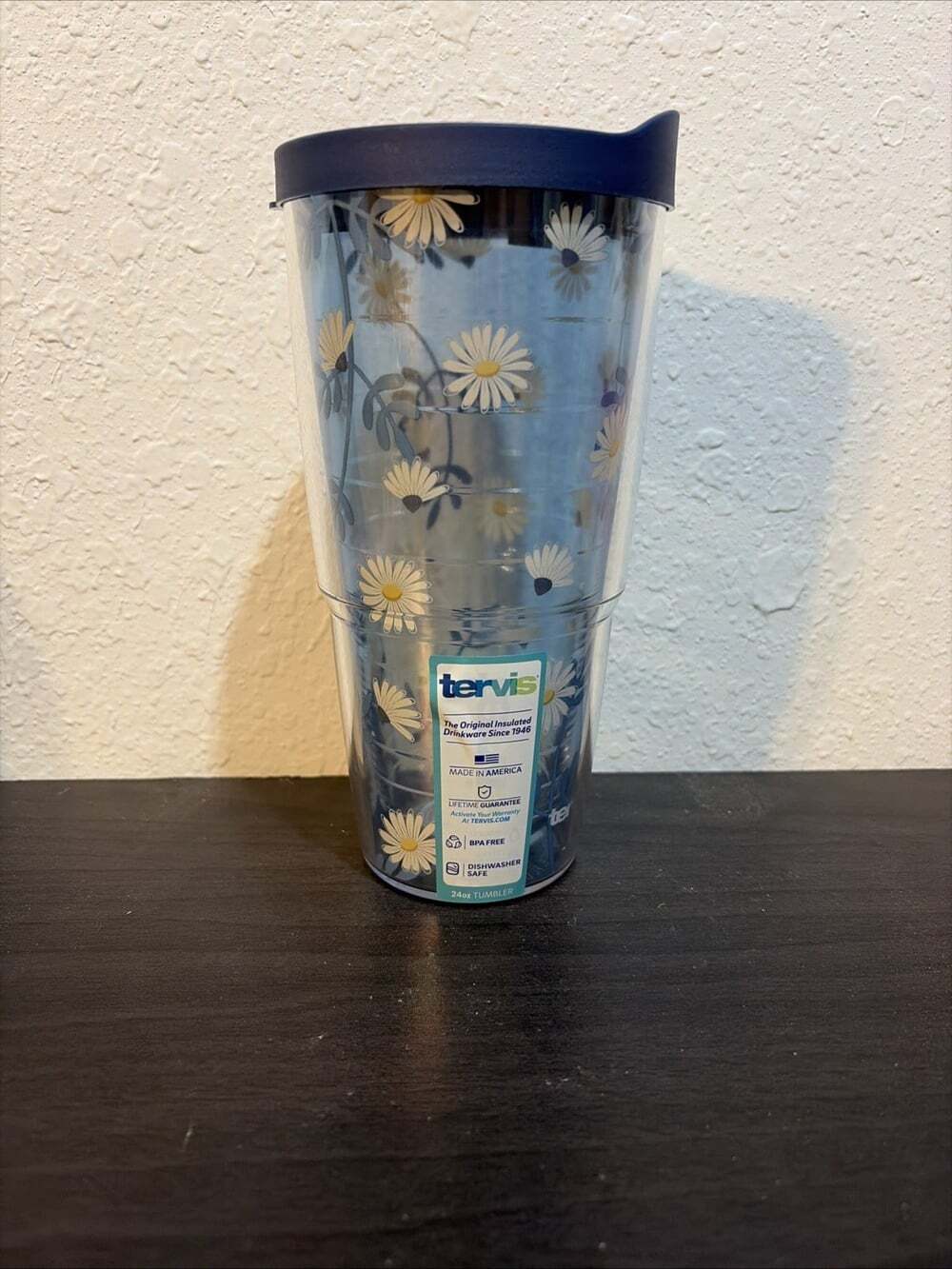 Tervis Tumbler 24oz.--SKYFALL DAISIES with blue lid--New